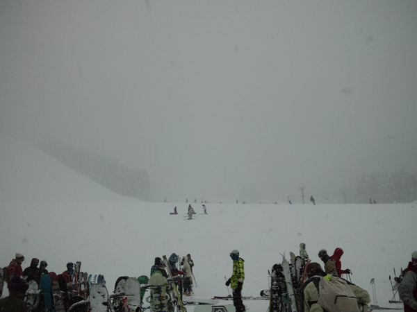 ���߂ĂЂƂȂ݂ɁB-��̐_��